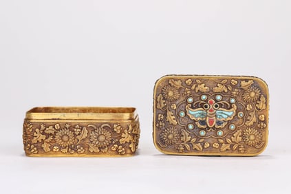 Multi Gem Stone Inlaid Gilt Silver Lid Box