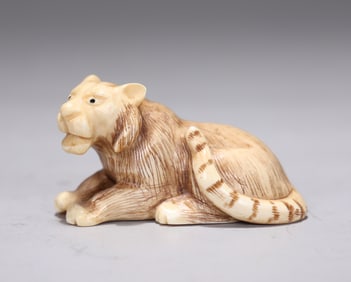 Japanese Carved Netsuke Tiger