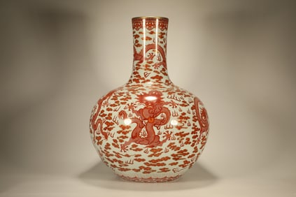 Orange Draw Gold Drawing Cloud and Dragon Pattern Porcelain Tianqiu Vase