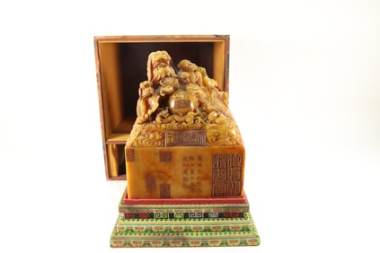 Shoushan Tianhuang Carved Dragon Stone Seal