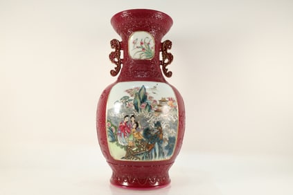 Famille Rose Beauty Story Pattern Porcelain Double Ears Vase