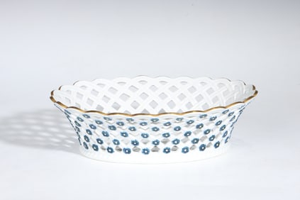 Metropolitan Museum Of Art Porcelain Lattice Basket Bowl 1993s