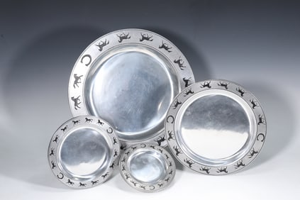 Set Of 4 MATCH Italy Pewter Horses Pattern Plates