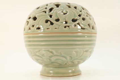 Hutian Ware Carved Flower Pattern Porcelain Incense Burner