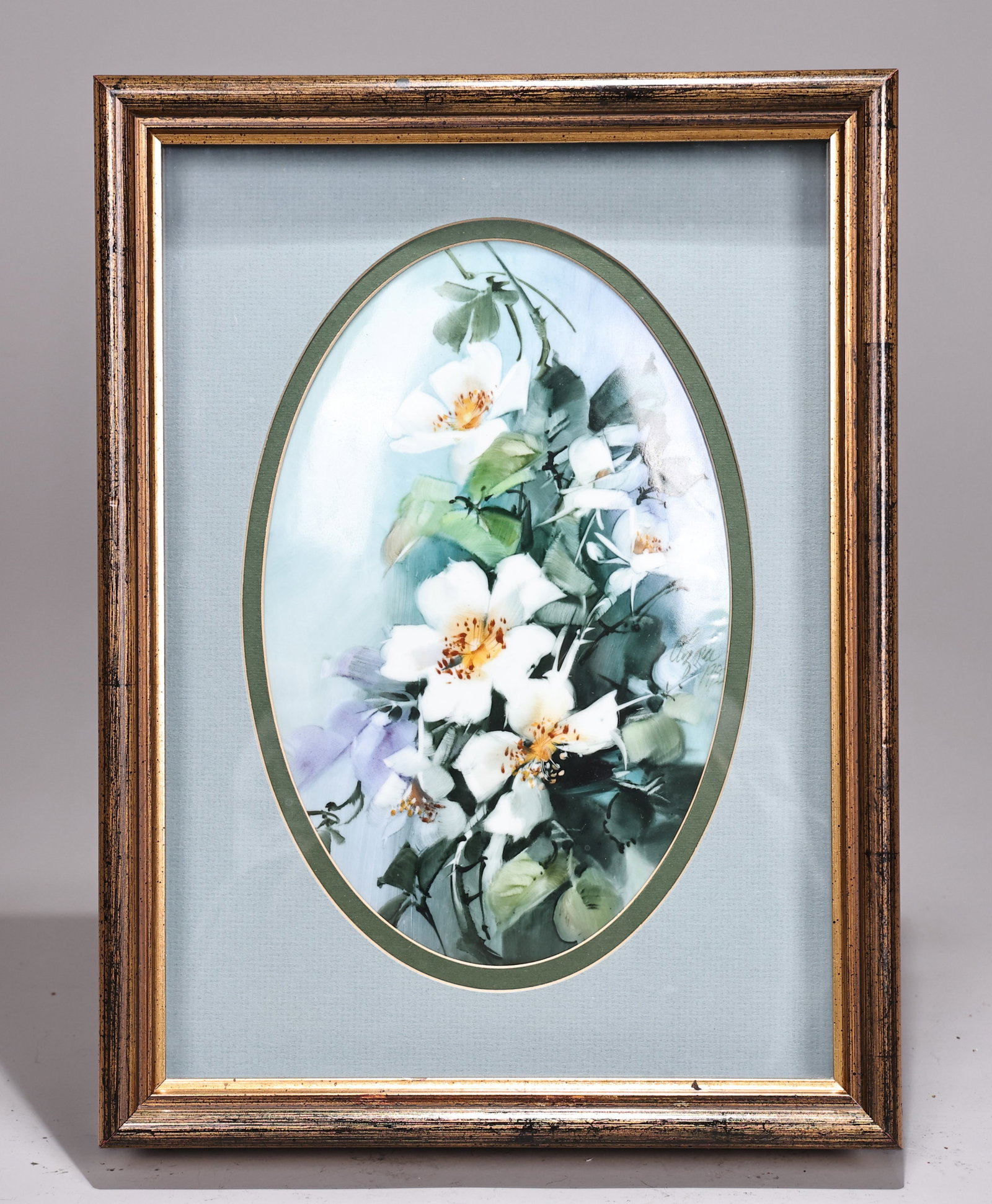 "Floral" Hand Painted Oval Porcelain By Alzora Zaremba: "Floral" Hand Painted Oval Porcelain By Alzora Zaremba (24 x 33 x 5 cm)