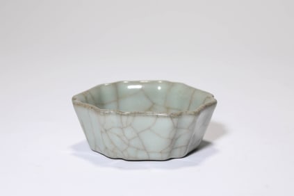 Ge Ware Chinese Porcelain Washer