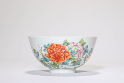 Famille Rose Flower Pattern Porcelain Bowl
