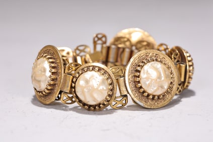 Vintage Contour Mobe Faux Pearl Gold Tone Bracelet