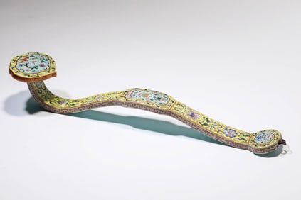 Bronze Enamel Yellow Base Flower Pattern Ruyi