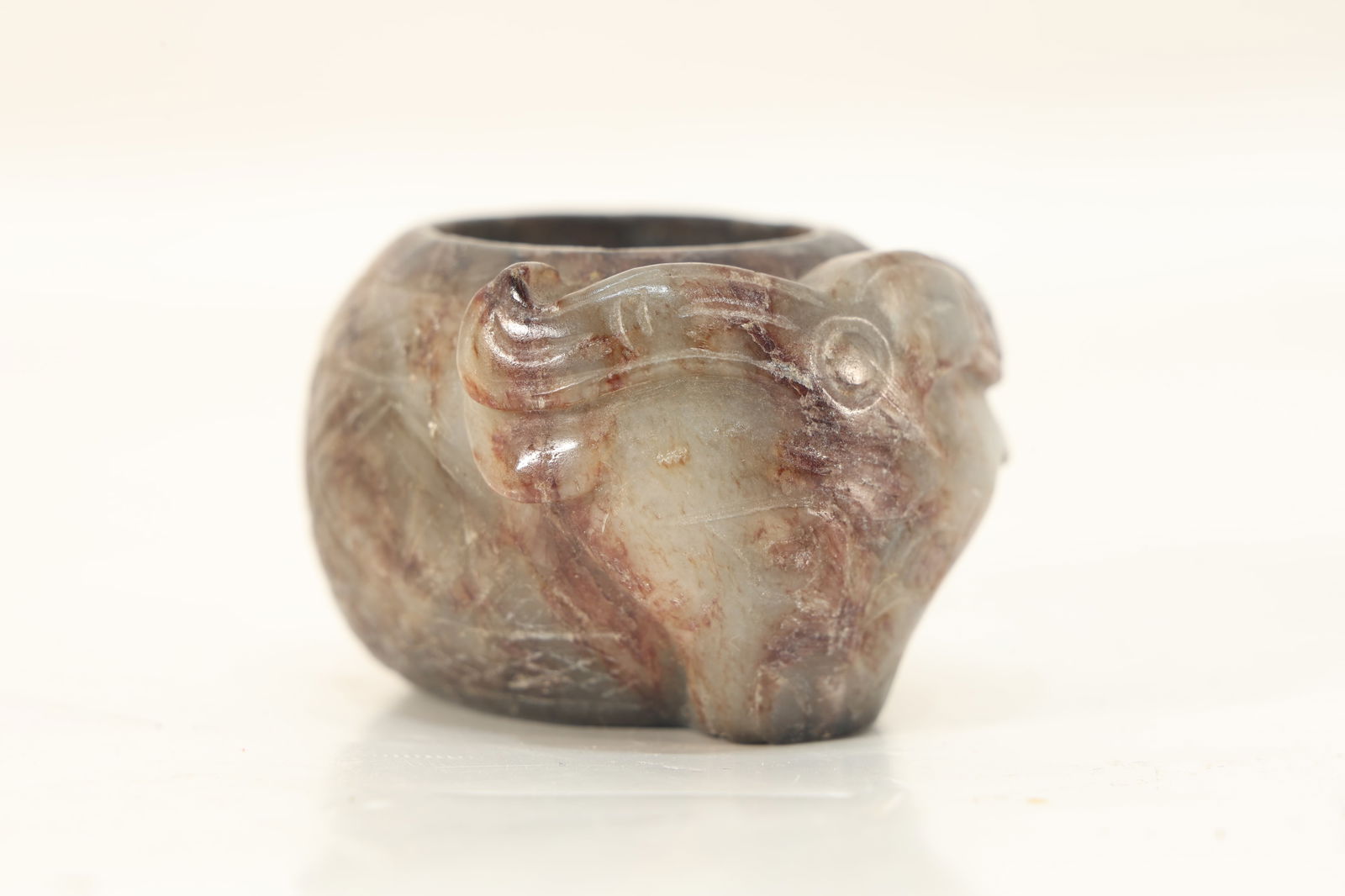 Jade Carved Beast Face Pattern Thumb Ring (1 of 5)