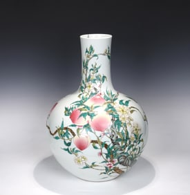 Chinese Porcelain Famille Rose Peach Pattern Bottle Vase