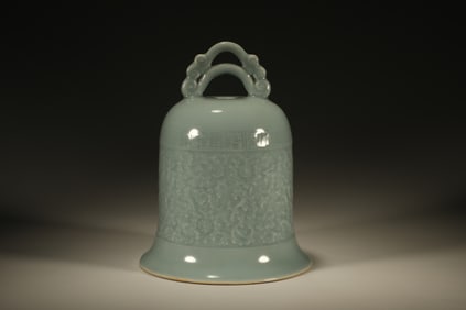 Light Grey Glazed Carved Flower Pattern Porcelain Bell