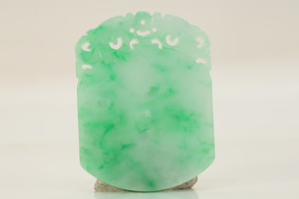 Jadeite Carved Chi Dragon Pattern Pendant