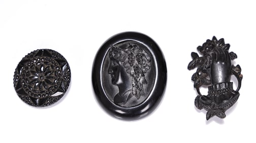 Mixed Material Black Victorian Black Cameo Brooch And Button
