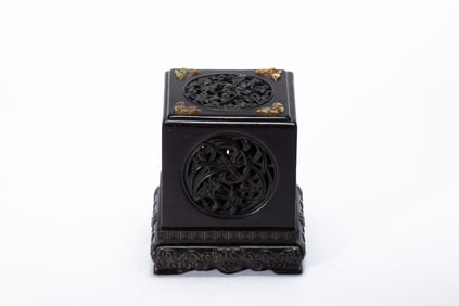 Red Sandalwood Carved Flower with Butterfly Pattern Lid Box