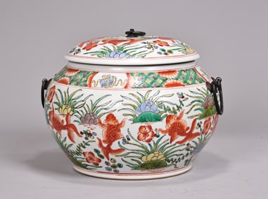 Wucai Fish Pattern Round Porcelain Lid Pot