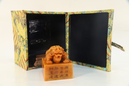 Shoushan Tianhuang Carved Dragon Stone Seal