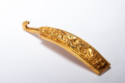 Gilt Bronze Carved Chi Dragon Pattern Dragon Shape Belt Hook