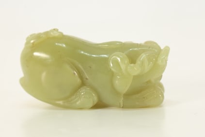 Jade Carved Beast Shape Ornament