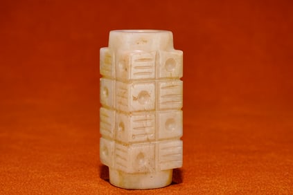 Jade Cong Ornament Lezi