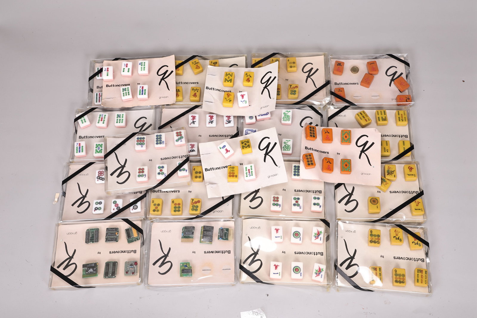 Collection Of Decorative Mahjong Tiles Buttons: Collection Of Decorative Mahjong Tiles Buttons (About 2 x 1.8 x 3 cm each)