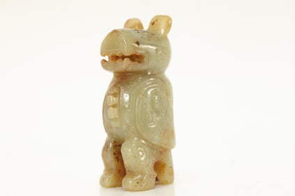 Jade Carved Beast Face Pattern Bird Shape Ornament
