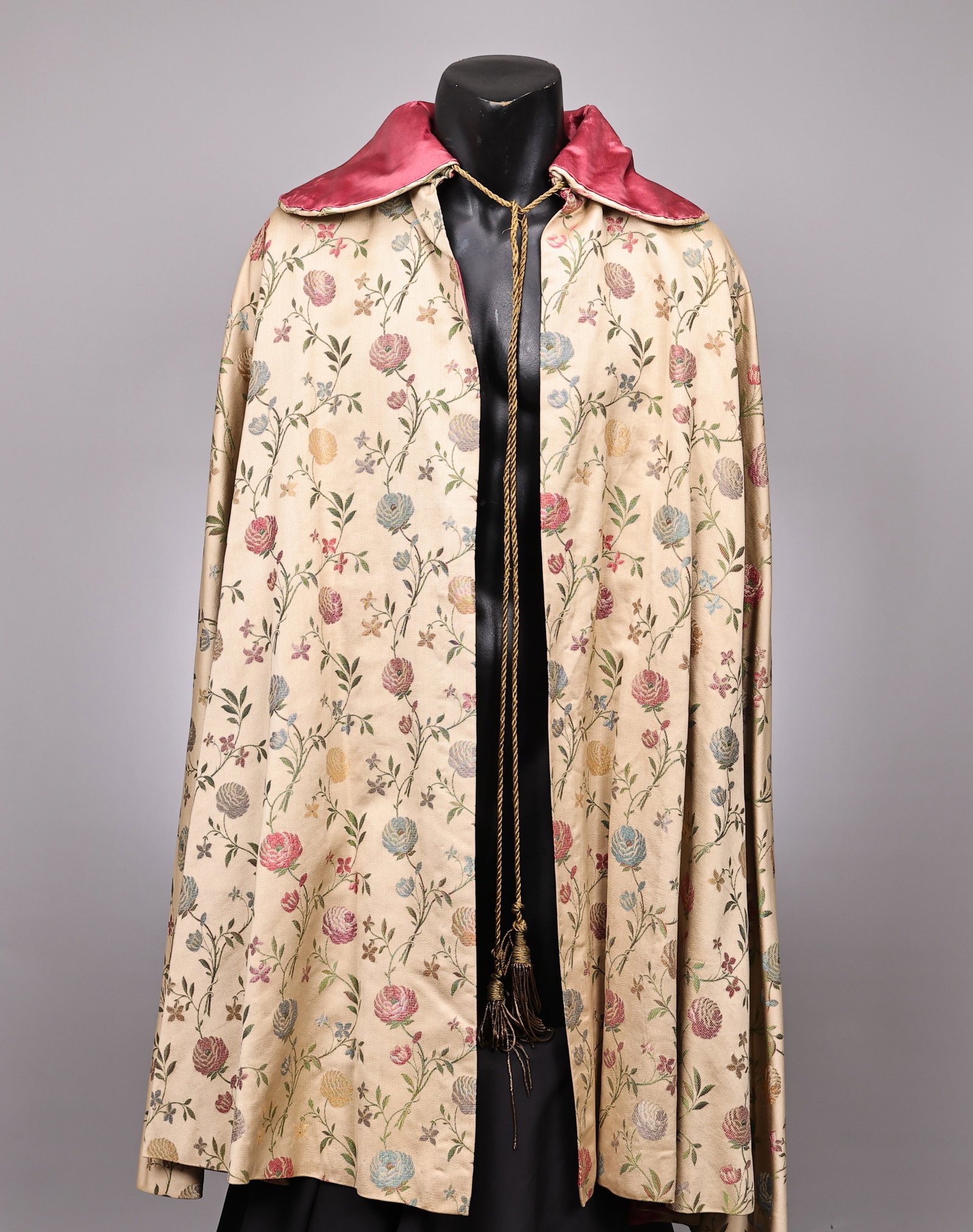 Vintage Floral Silk Robe (1 of 8)