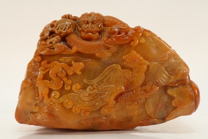 Shoushan Tianhuang Carved Dragon and Phoenix Pattern Ornament