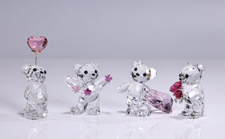 Swarovski Crystal Kris Bear With Love Figurines Collection