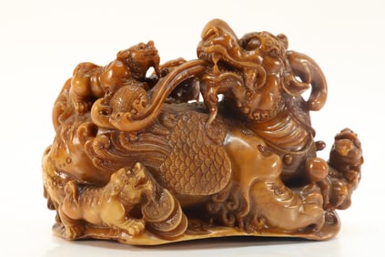 Shoushan Tianhuang Carved Kirin Shape Ornament