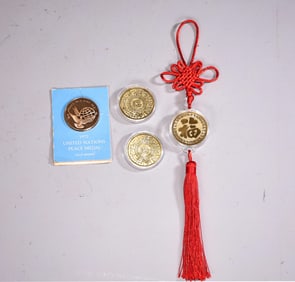 4 Collectible Gold Tone Coin Asian Zadiac,1972 United Nations Peace Medal