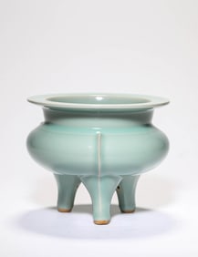 Light Grey Glazed Porcelain Incense Burner