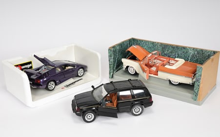 Jeep Grand Cherokee, Lamborghini, 1957 Ford Fairlane Coral Sunliner