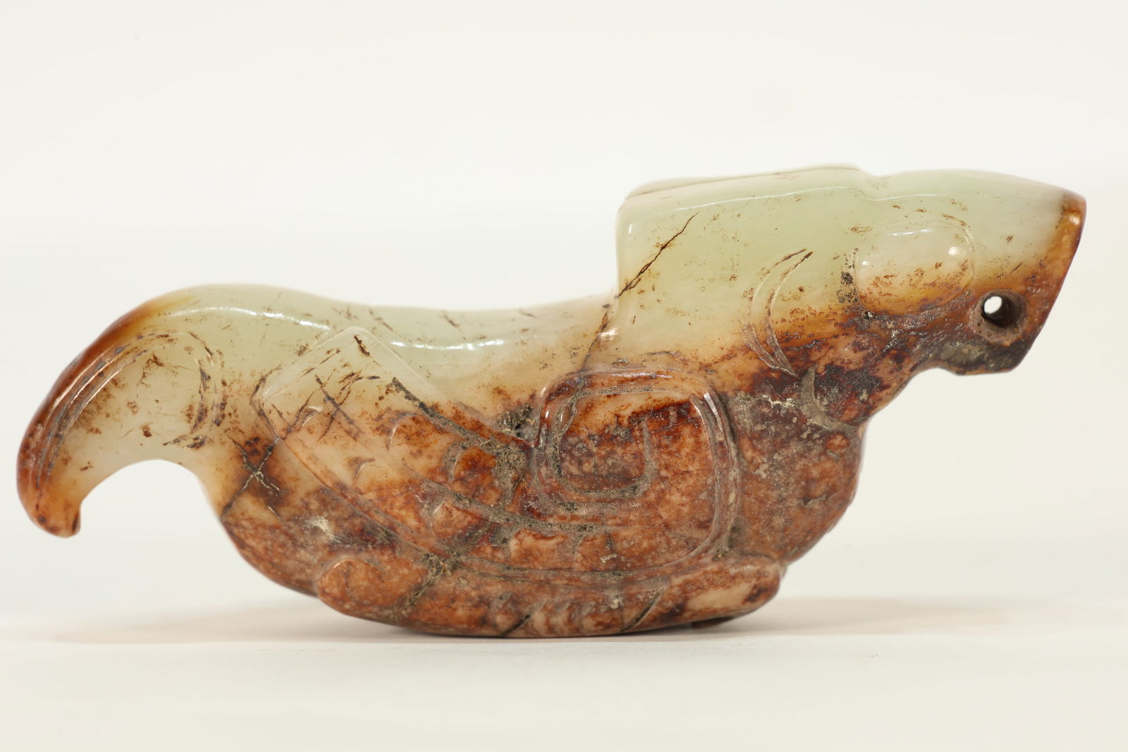 Jade Carved Beast Shape Ornament: Jade Carved Beast Shape Ornament (9 x 4 x 2cm)