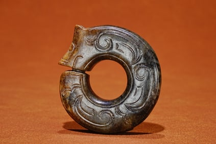 Jade Carved Dragon Shape Ornament