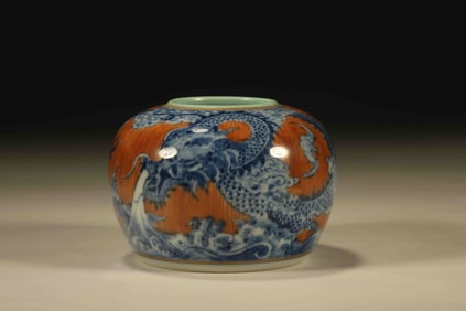 Blue and White Famille Rose Dragon Pattern Porcelain Pot