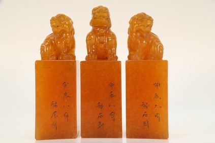 Group of Three Shoushan Tianhuang Carved Lion Shape Stone Seal