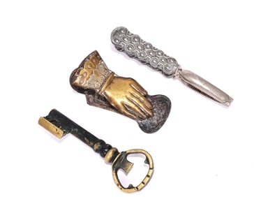 Collection Of Vintage Metal Accessories
