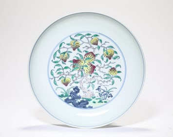 Doucai Peach Pattern Porcelain Plate