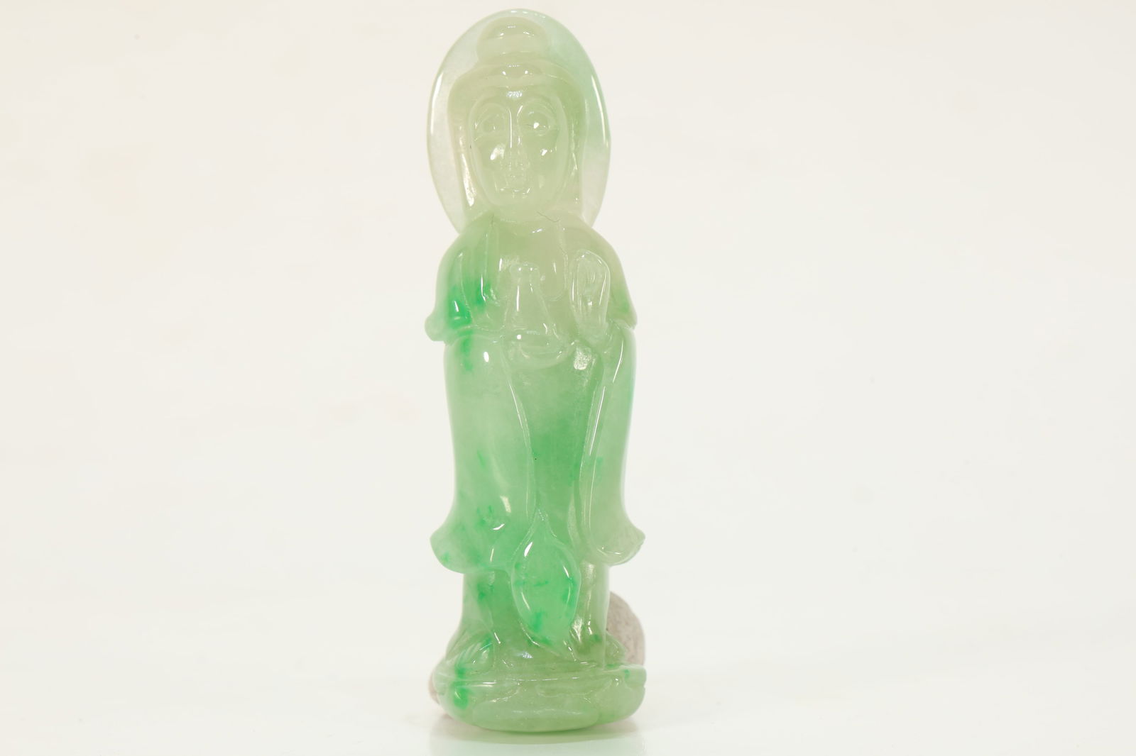 Jadeite Carved GuanYin Ornament: Jadeite Carved GuanYin Ornament (6.2 x 2 x 1.3cm)