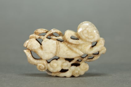 Jade Carved Flying Beauty Shape Ornament