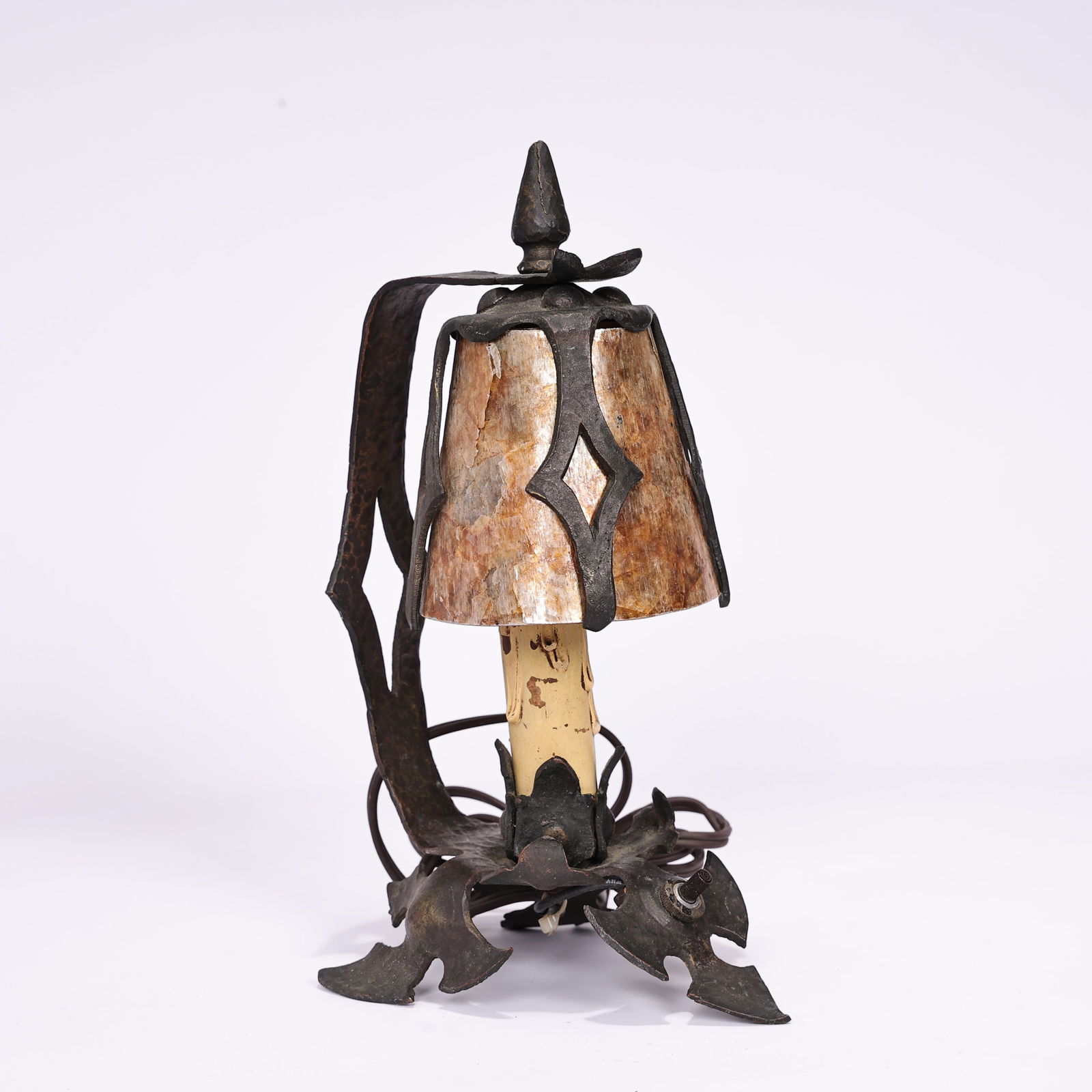 Period Arts & Crafts Wrought Iron Brutalist Style Table Lamp (1 of 6)