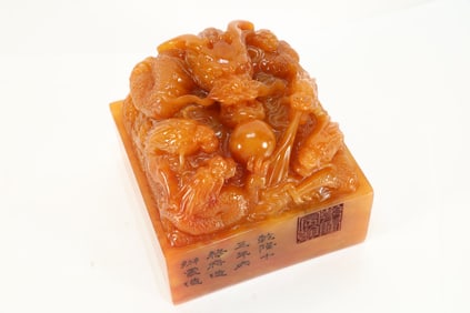 Shoushan Tianhuang Carved Dragon Shape Stone Seal
