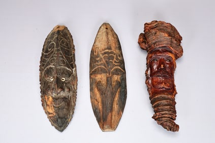 New Guinea Hand Crafted Wood Spirit Mask And Wood Face Sculpture 1992