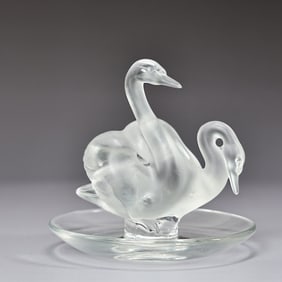 Lalique Double Swan Frosted Dish Ring Pin Holder