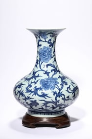 Blue and White Flower Branch Pattern Porcelain Vase