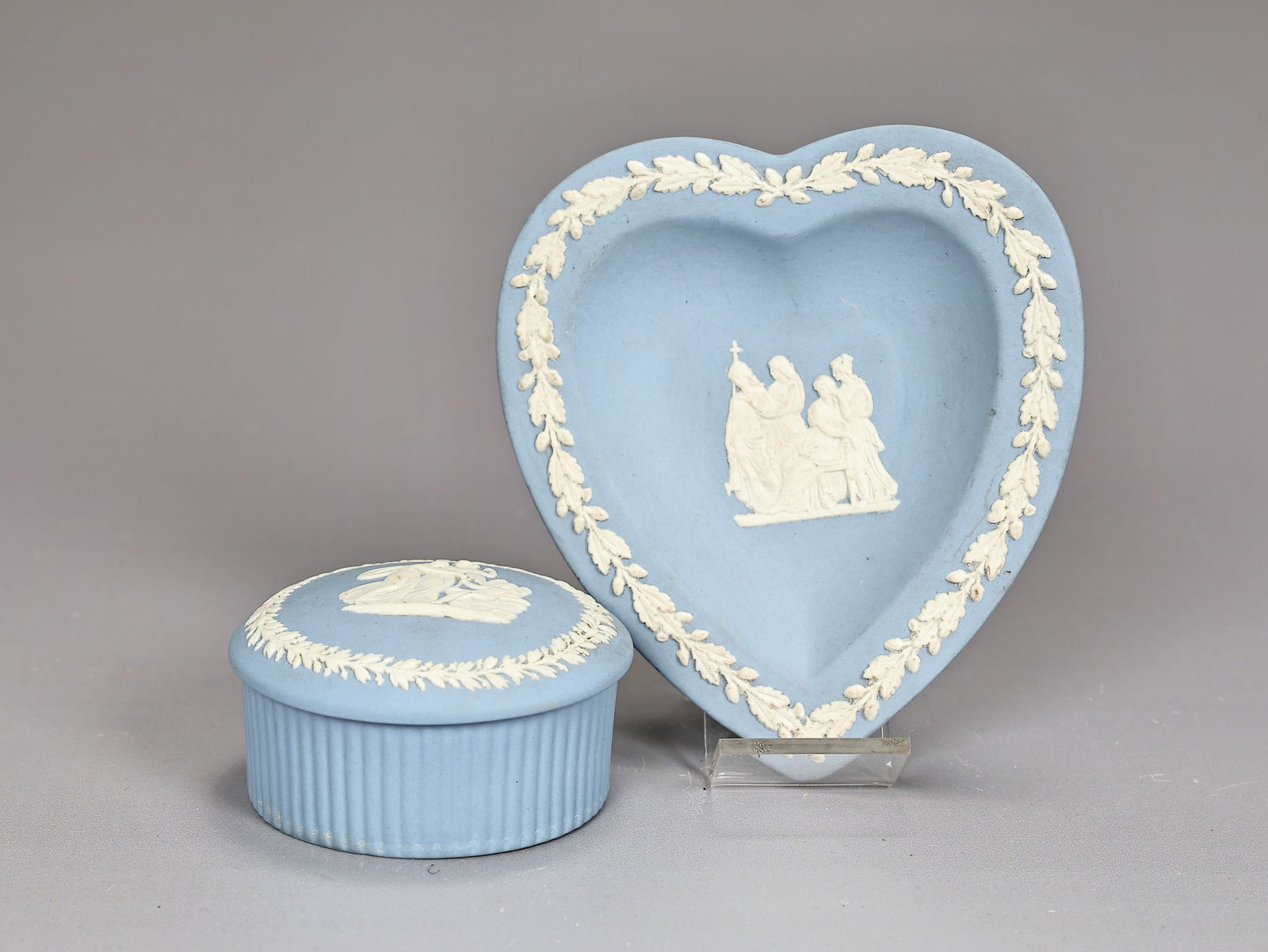 Wedgwood Blue Heart Shape Dish And Round Trinket Box (1 of 6)