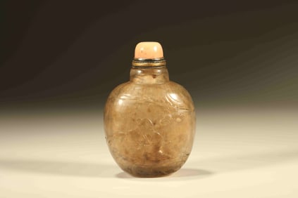 White Crystal Carved Character Pattern Snuff Bottle