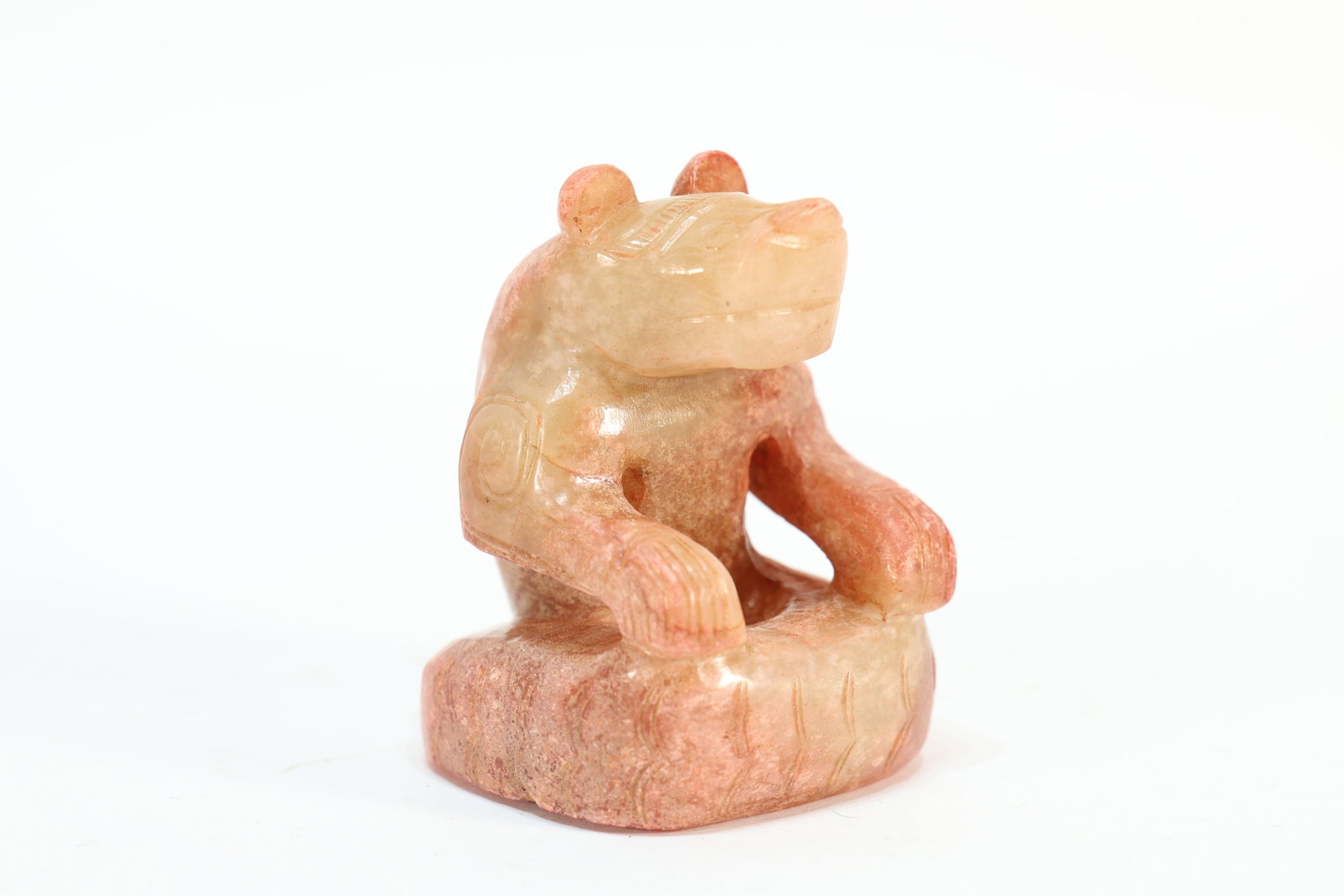 Jade Carved Beast Shape Ornament: Jade Carved Beast Shape Ornament (5.3 x 4cm)