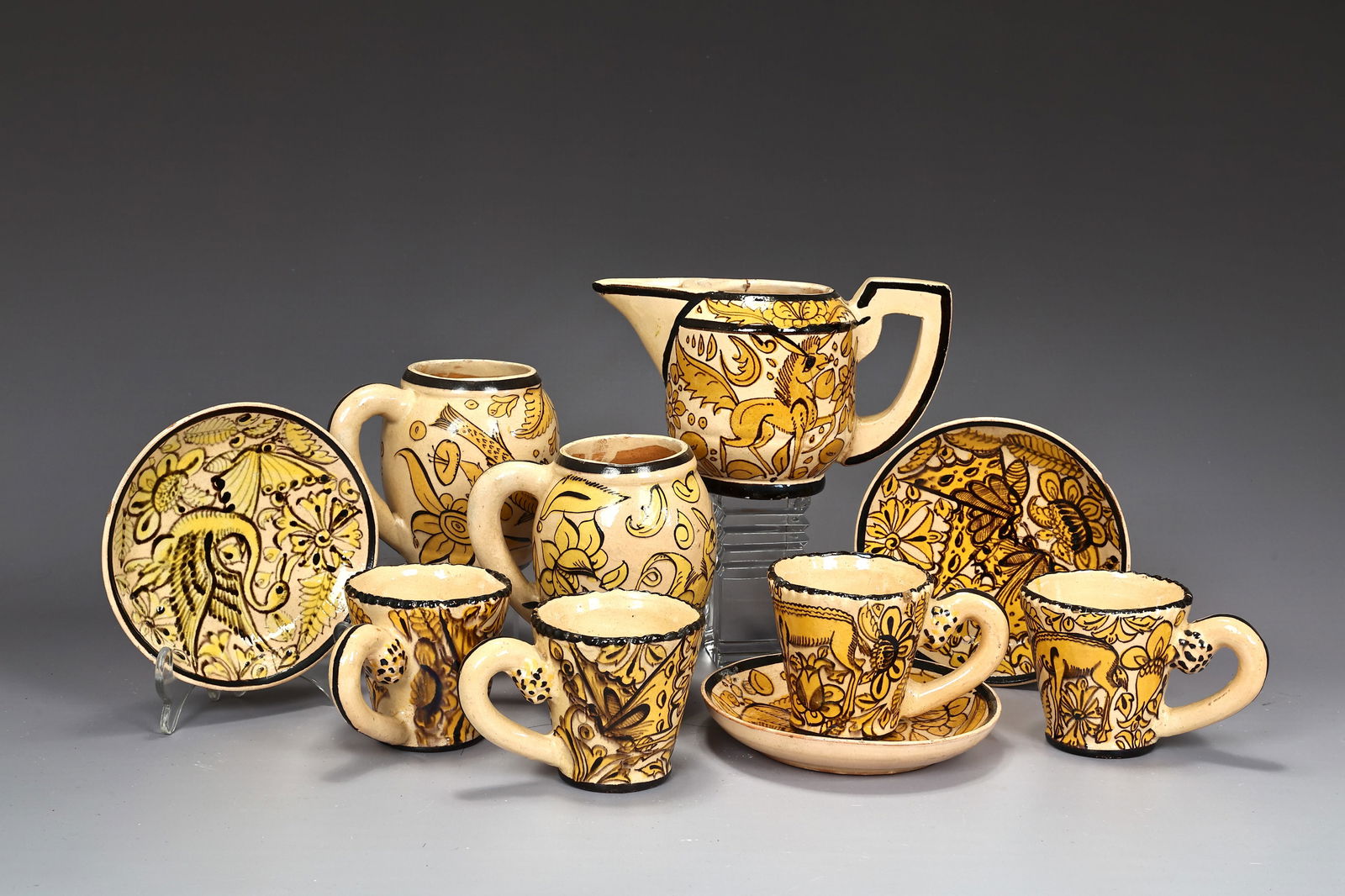 Group Of Vintage 1930s Fantasiaware Mexican Pottery Items (1 of 9)